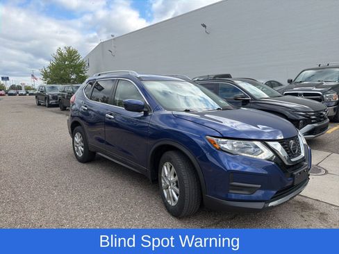 Used 2019 Nissan Rogue SV AWD/4WD image 3