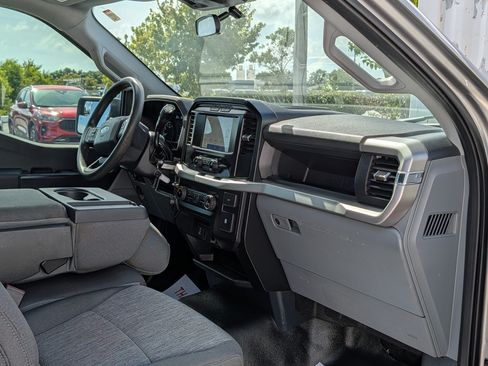Used 2022 Ford F150 XL w/ Equipment Group 101A High RWD image 15