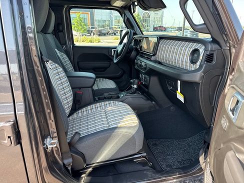 New 2026 Jeep Wrangler Unlimited Sport AWD/4WD image 30