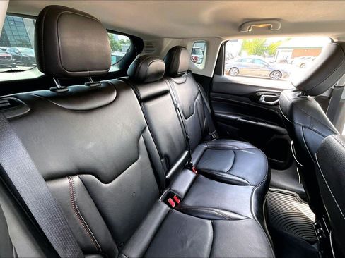 Used 2022 Jeep Compass Trailhawk w/ Trailhawk Elite Group AWD/4WD image 25