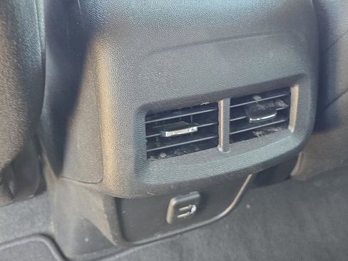 Used 2023 Chevrolet Equinox LS w/ LS Convenience Package image 15