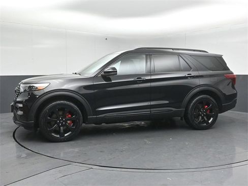 Certified 2022 Ford Explorer ST w/ Equipment Group 401A image 4