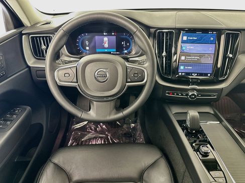 Used 2023 Volvo XC60 B5 Core w/ Protection Package Premier image 22