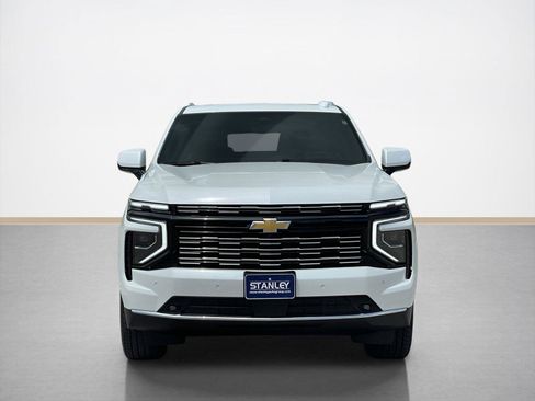 Used 2025 Chevrolet Tahoe High Country image 2