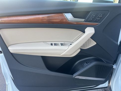 Used 2023 Audi Q5 2.0T Premium Plus w/ Premium Plus Package image 12