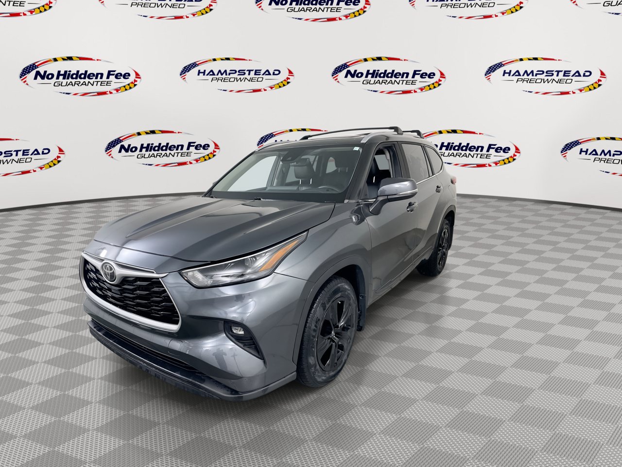 Used 2023 Toyota Highlander XLE AWD/4WD image 5