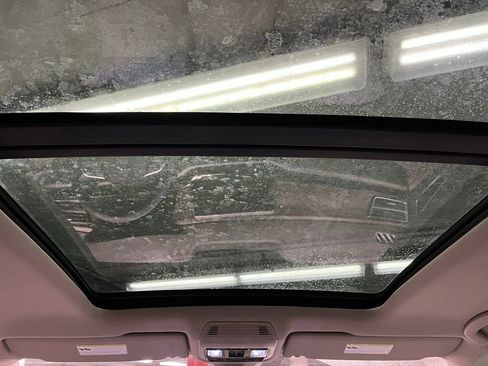 New 2026 Volkswagen Atlas SEL image 10