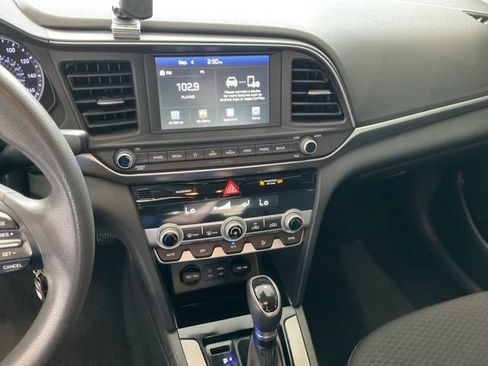 Used 2020 Hyundai Elantra SEL w/ Cargo Package (C1) FWD image 11