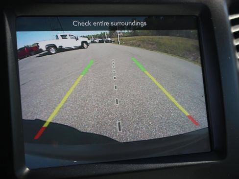 Used 2022 Jeep Cherokee Latitude Lux FWD image 26