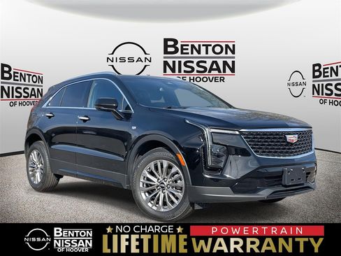 Used 2024 Cadillac XT4 Premium Luxury image 1