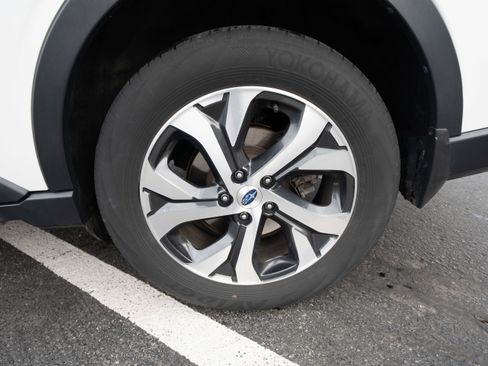 Used 2021 Subaru Outback Touring w/ Popular Package #2 image 30