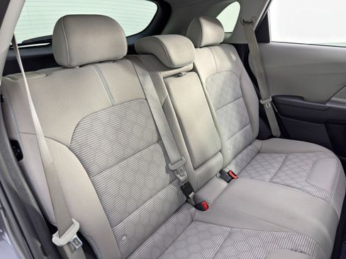 Used 2019 Kia Niro LX image 35