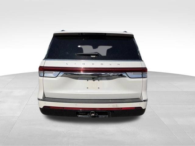 Used 2023 Lincoln Navigator Reserve AWD/4WD image 9