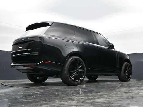 Used 2024 Land Rover Range Rover Autobiography AWD/4WD image 43