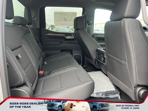 New 2026 GMC Sierra 1500 Elevation image 17