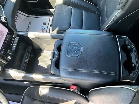 Used 2023 RAM 1500 Laramie AWD/4WD image 15