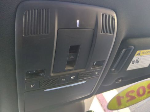 Used 2021 MAZDA CX-9 Signature image 25