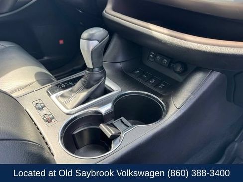 Used 2019 Toyota Highlander Limited AWD/4WD image 31