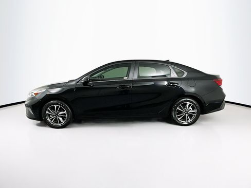 Used 2024 Kia Forte LXS FWD image 4