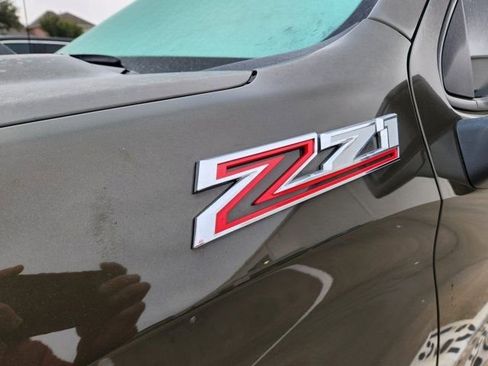 Used 2023 Chevrolet Silverado 1500 Custom Trail Boss image 10