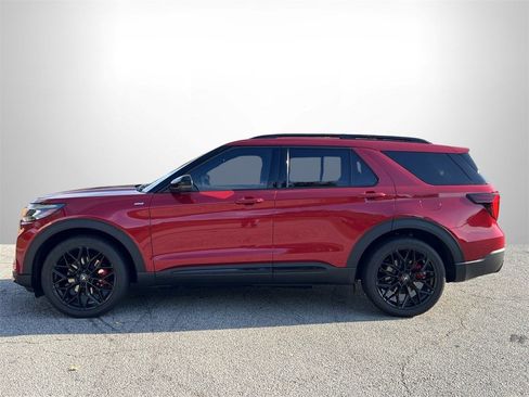 New 2025 Ford Explorer ST-Line w/ Premium Package image 27