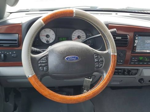 Used 2005 Ford F350 XLT AWD/4WD image 11