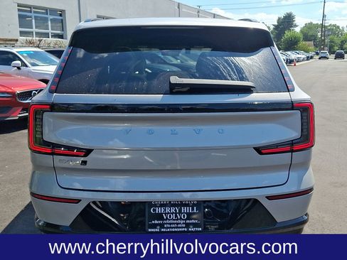 New 2025 Volvo EX90 Ultra image 5
