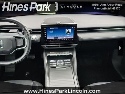 Certified 2024 Lincoln Nautilus Reserve w/ Equipment Group 202A image 32