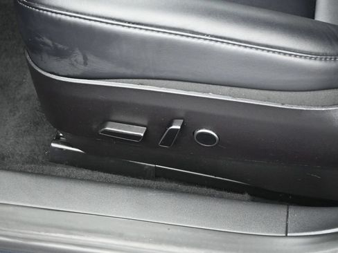 Used 2023 Tesla Model 3 Standard Range RWD image 8