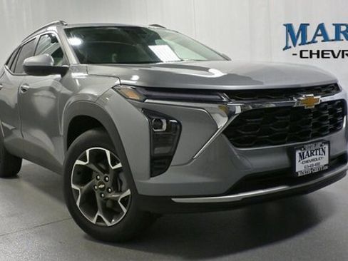 New 2025 Chevrolet Trax LT w/ Driver Confidence Package image 1