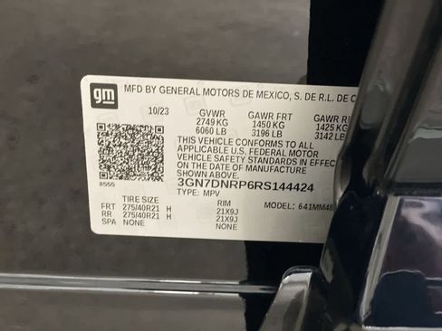 Used 2024 Chevrolet Equinox EV RS image 31