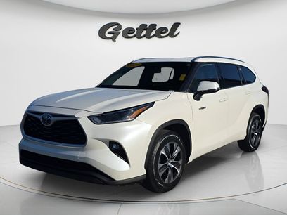 Used 2021 Toyota Highlander XLE