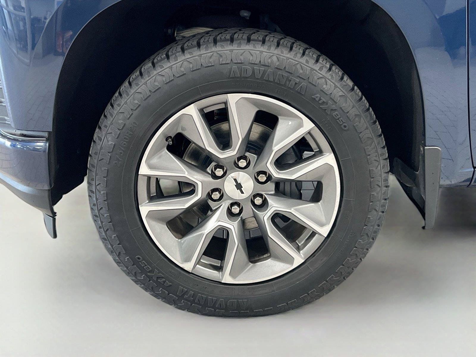 Used 2019 Chevrolet Silverado 1500 RST AWD/4WD image 29