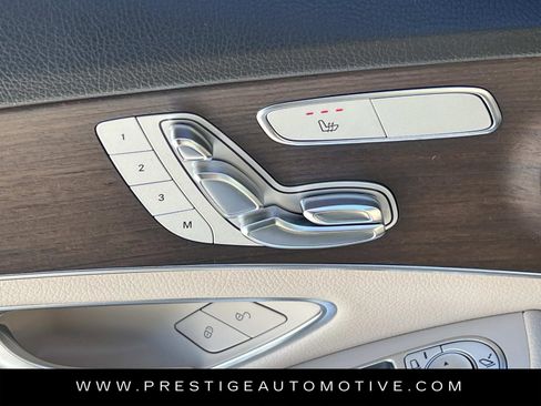 Used 2019 Mercedes-Benz C 300 4MATIC Sedan image 21