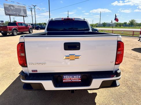 Used 2019 Chevrolet Colorado LT w/ LT Convenience Package image 8