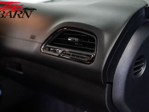 Used 2022 Dodge Challenger SRT Hellcat image 48