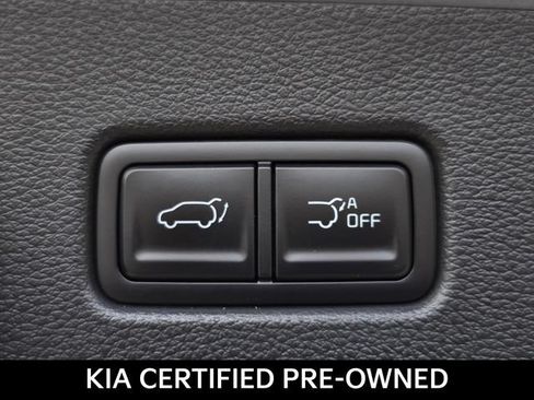 Certified 2025 Kia Telluride S FWD image 12