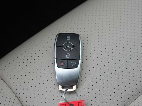 Used 2020 Mercedes-Benz GLE 350 image 28