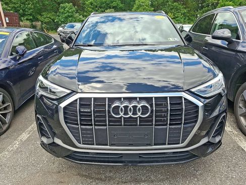 Used 2024 Audi Q3 2.0T Premium w/ Convenience Package AWD/4WD image 2