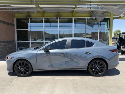 Used 2024 MAZDA MAZDA3 s AWD/4WD image 7