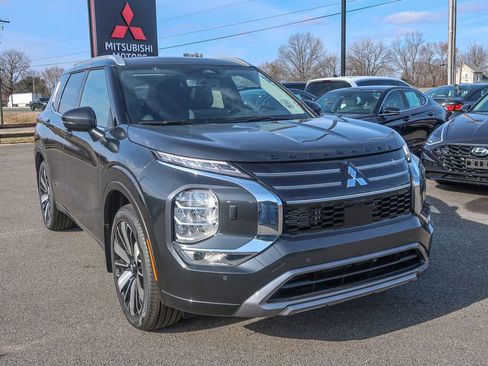 New 2026 Mitsubishi Outlander SEL AWD/4WD image 7