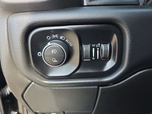 Used 2020 RAM 3500 Laramie AWD/4WD image 29