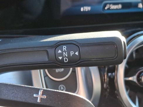 Used 2026 Mercedes-Benz GLB 250 4MATIC image 12