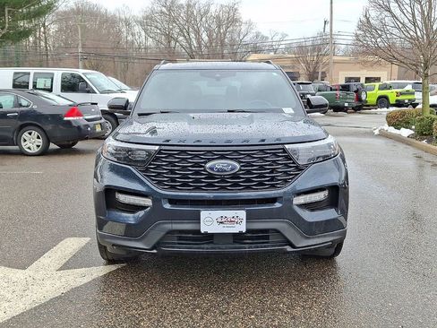 Used 2023 Ford Explorer ST-Line image 3
