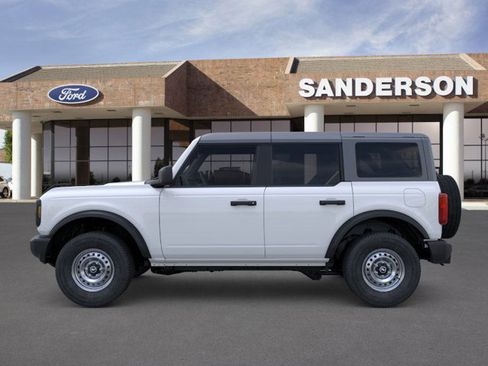 New 2025 Ford Bronco 4-Door image 3