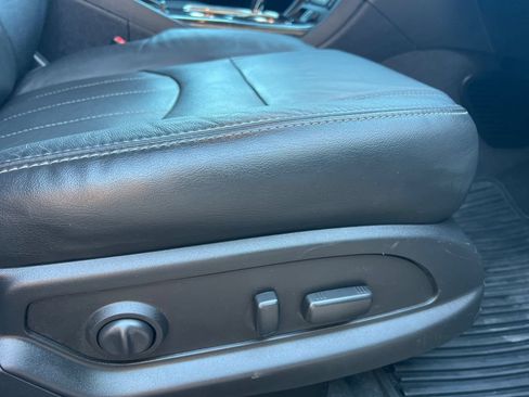 Used 2016 Buick Enclave Leather w/ Trailering Package AWD/4WD image 22