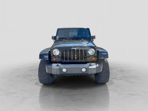 Used 2013 Jeep Wrangler Unlimited Sahara w/ Connectivity Group AWD/4WD image 10