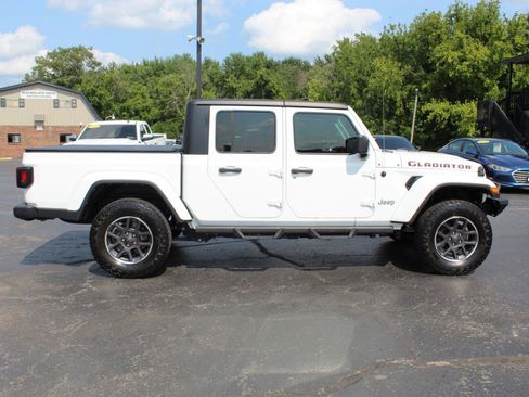 Used 2023 Jeep Gladiator Overland AWD/4WD image 4