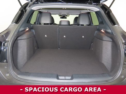 Certified 2025 Nissan Kicks SR image 26