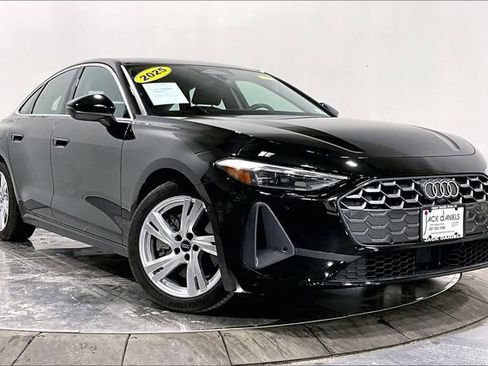 Used 2025 Audi A5 2.0T Premium w/ Convenience Package image 10